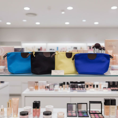 Cosmetiquera Clásica Lisa– Pack x5 Colores Surtidos